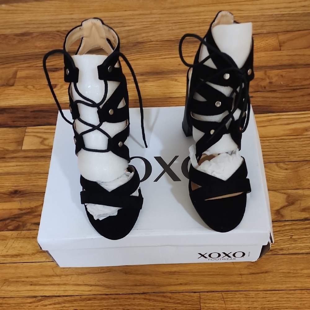 XOXO Black Heels with High Stiletto and Open Toe